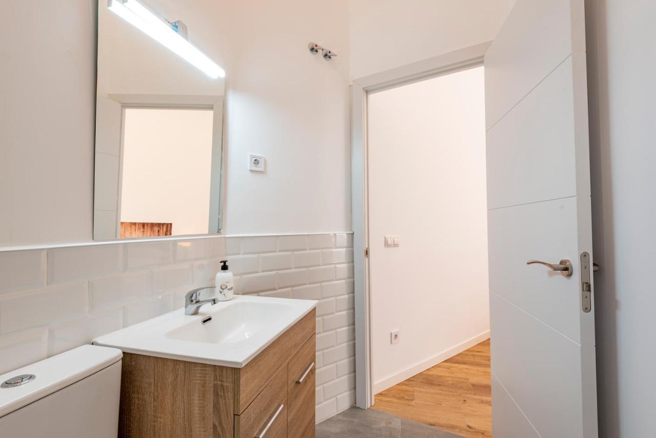1 Min Metro A Pie, 4Km De Sol, Centro De Madrid C Apartment Exterior photo